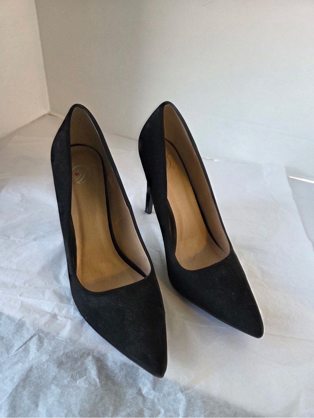 Derek Heart Classic Black Pointed-Toe Heels Women’s 9 Faux Suede
